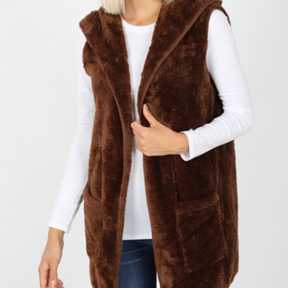 Zenana Outfitters Jackets & Blazers - Faux Fur Vest